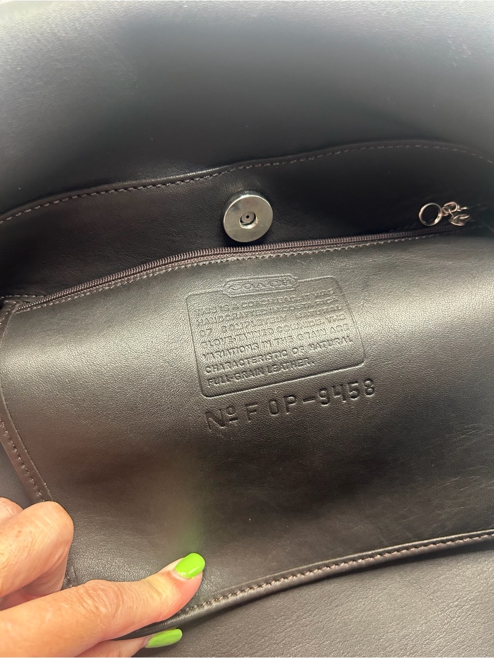 Coach Vintage Chelsea Hippie Flap Crossbody Black Leather Authentic - Style 9458 - Picture 9 of 12